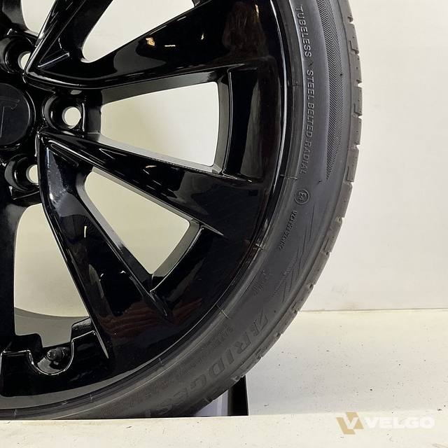 TESLA MODEL 3 ZOMERBANDEN SET VELGEN 19 INCH — foto 6