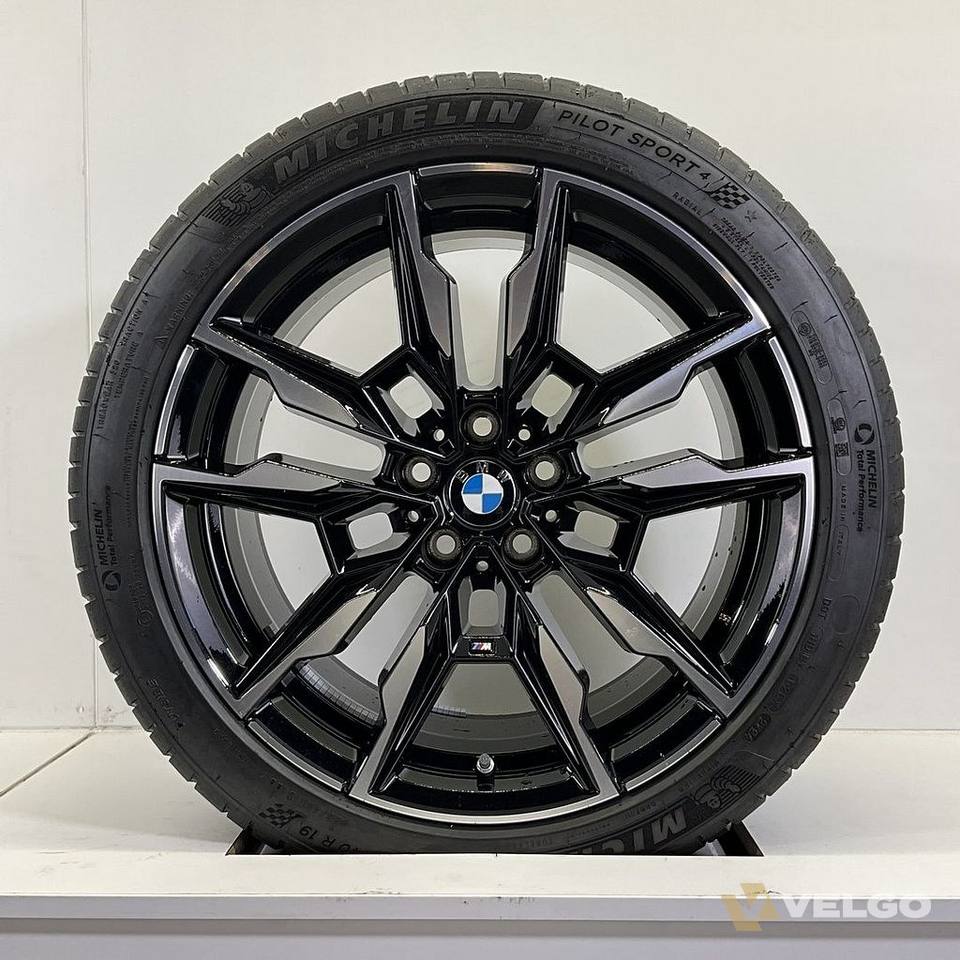 NIEUW BMW 4 SERIE I4 G26 BREEDSET VELGEN + ZOMERBANDEN 19 INCH ORIG. 861M * — foto 1