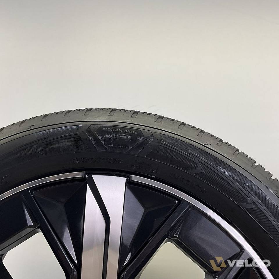 BMW IX20 WINTERBANDEN 21 INCH ORIG TPMS 1011 — foto 6