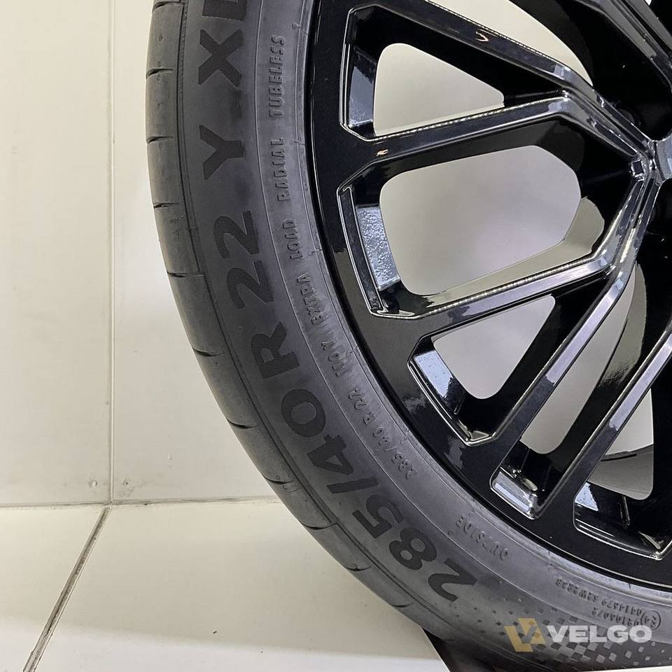AUDI RSQ8 SQ8 Q8 SET VELGEN + ZOMERBANDEN 22 INCH — foto 6