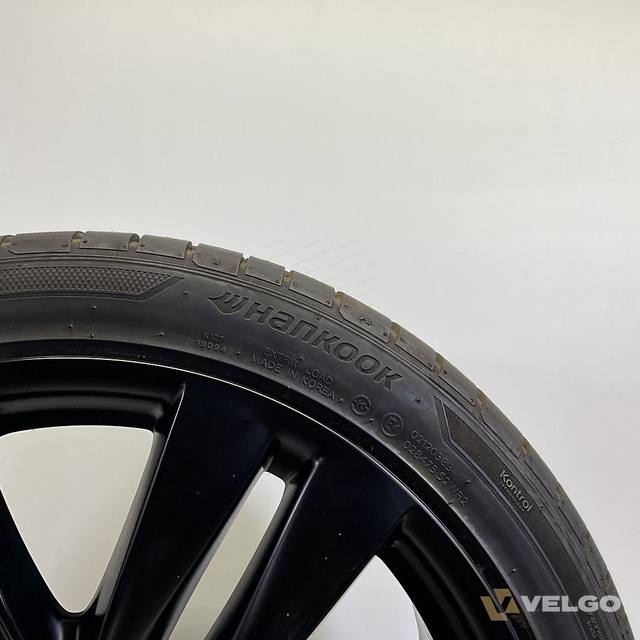 TESLA MODEL Y ZOMERBANDEN SET VELGEN 20 INCH — foto 4
