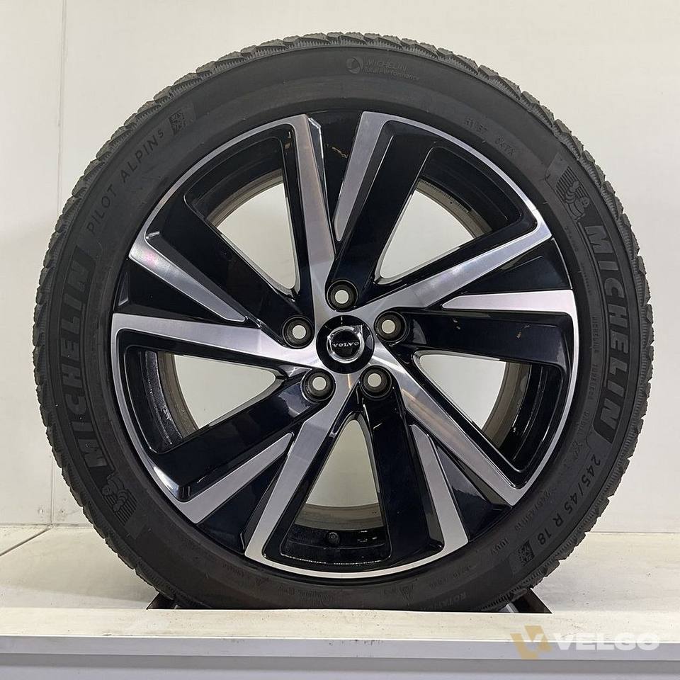 VOLVO V60 S60 VELGEN SET WINTERBANDEN 18 INCH * — foto 1