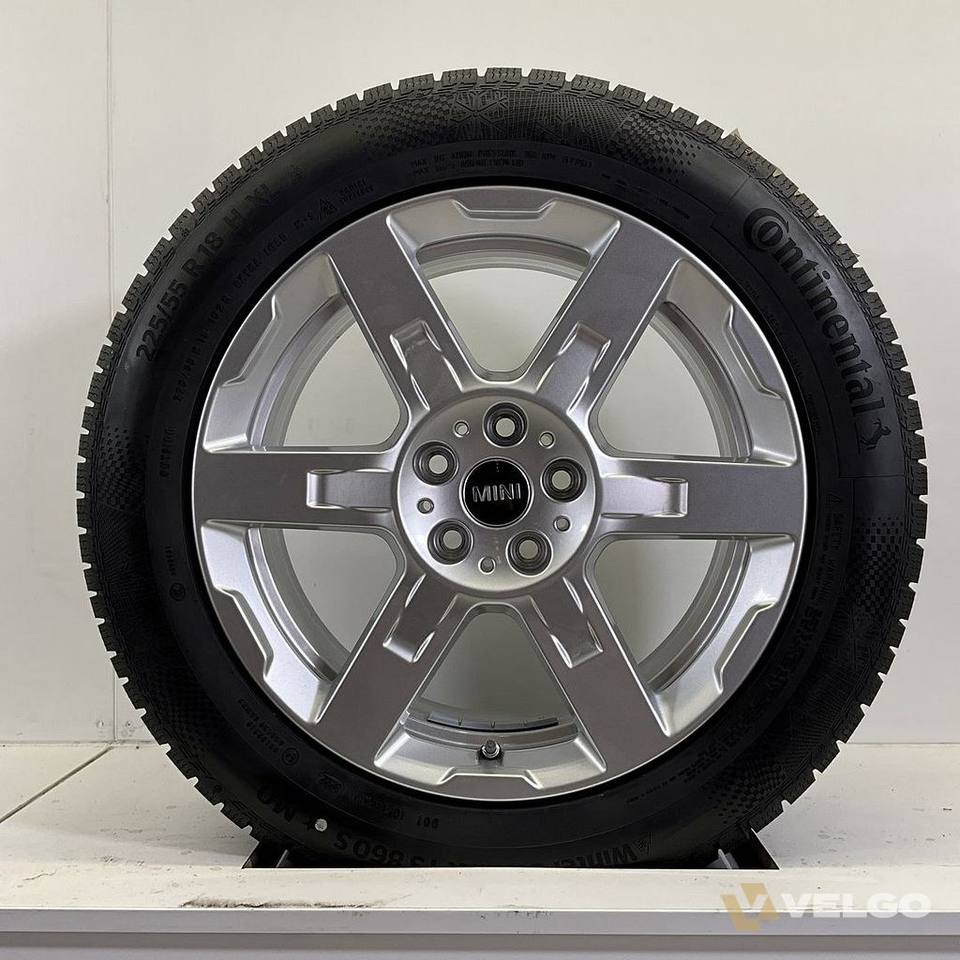 MINI COUNTRYMAN U25 944 SET VELGEN + WINTERBANDEN 18 INCH — foto 1