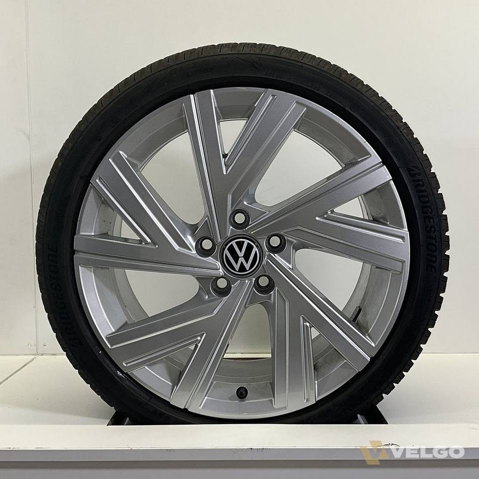 VOLKSWAGEN GOLF 8 VELGEN SET WINTERBANDEN 18 INCH — foto 4