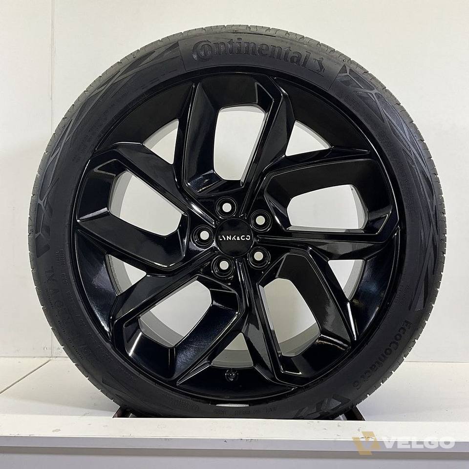 LYNK EN CO VELGEN SET ZOMERBANDEN 20 INCH — foto 1
