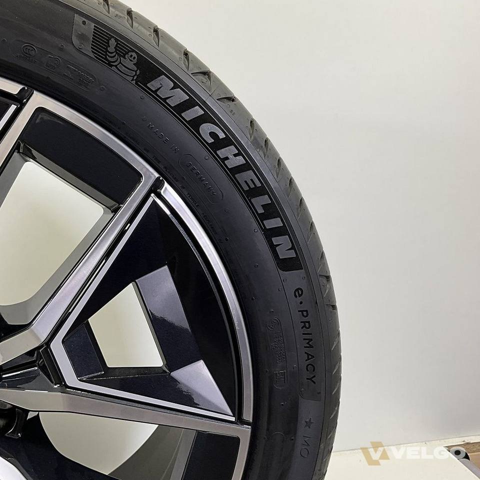 BMW 5 SERIE G60 I5 G60 SET VELGEN + ZOMERBANDEN 19 INCH ORIG. 936M * — foto 6