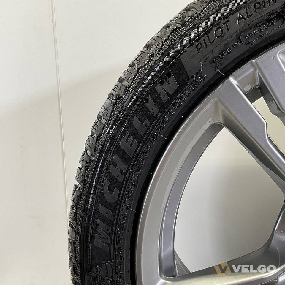 BMW M5 F90 M8 F92 F92 SET VELGEN + WINTERBANDEN 19 INCH ORIG. 705M — foto 5