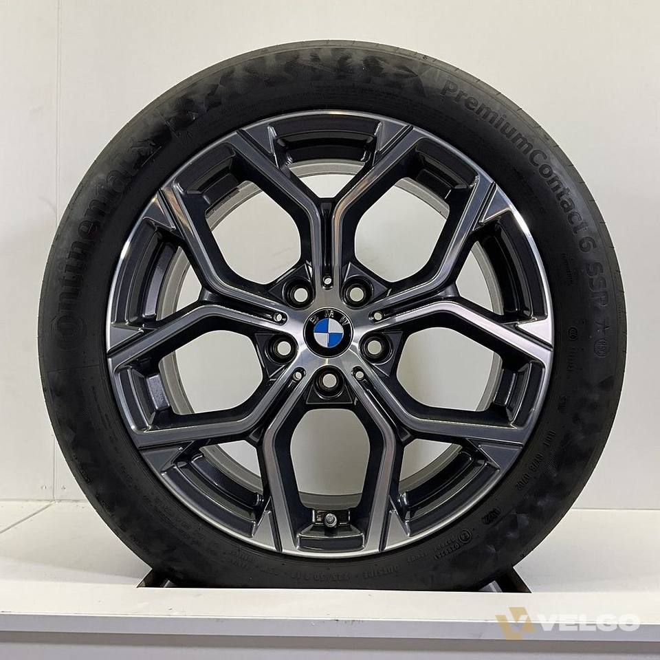 BMW X1 U11 X2 U10 SET VELGEN + ZOMERBANDEN 18 INCH ORIG. 579 * — foto 1