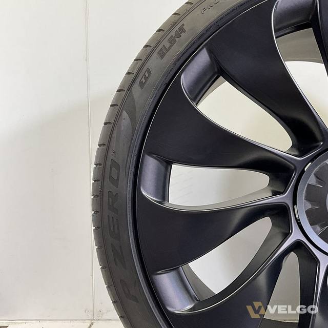 DEMO TESLA MODEL Y UBERTURBINE ZOMERBANDEN SET VELGEN 21 INCH — foto 8