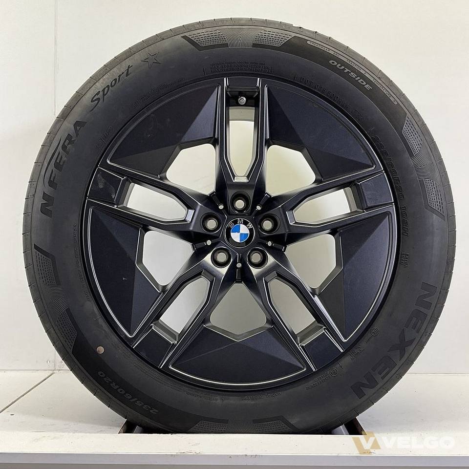 BMW IX I20 SET VELGEN + ZOMERBANDEN 20 INCH ORIG. 1002 — foto 1