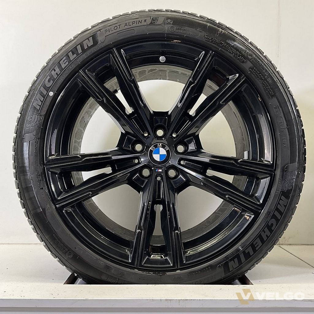 BMW M5 F90 M8 F91 F92 BREEDSET VELGEN + WINTERBANDEN 19 INCH ORIG. 812M