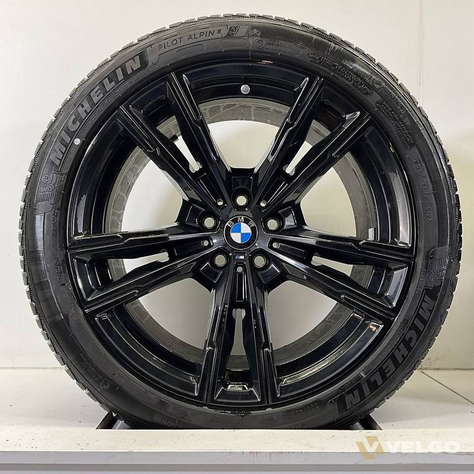 BMW M5 F90 M8 F91 F92 BREEDSET VELGEN + WINTERBANDEN 19 INCH ORIG. 812M — foto 1