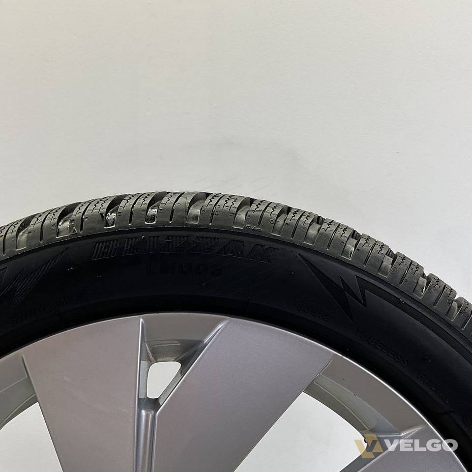 VOLKSWAGEN GOLF GTE VELGEN WINTERBANDEN 17 INCH — foto 6