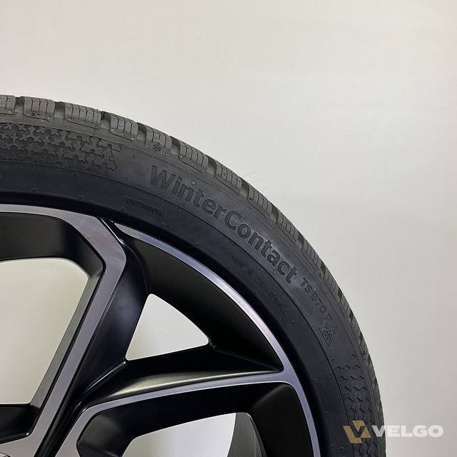 LYNK & CO VELGEN SET WINTER BANDEN 20 INCH — foto 5