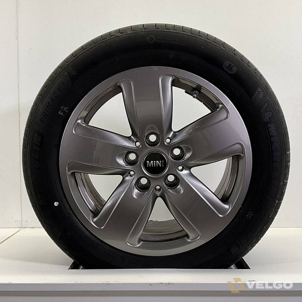 MINI COOPER STYLING 517 SET VELGEN + ZOMER BANDEN 16 INCH — foto 4