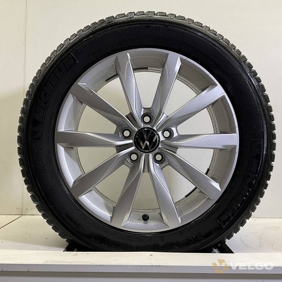 VOLKSWAGEN T-ROC PASSAT VELGEN DIJON SET WINTERBANDEN 17 INCH — foto 3