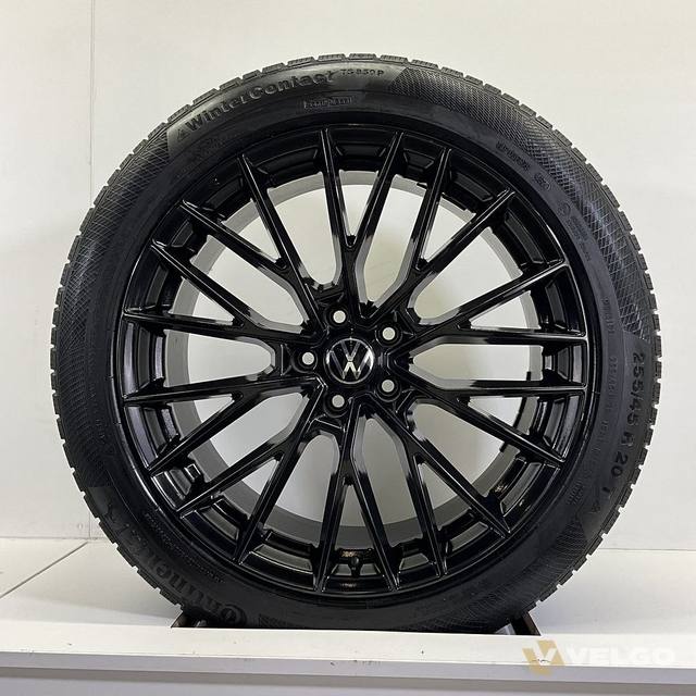 VOLKSWAGEN ID4 VELGEN BREEDSET WINTERBANDEN 20 INCH — foto 1