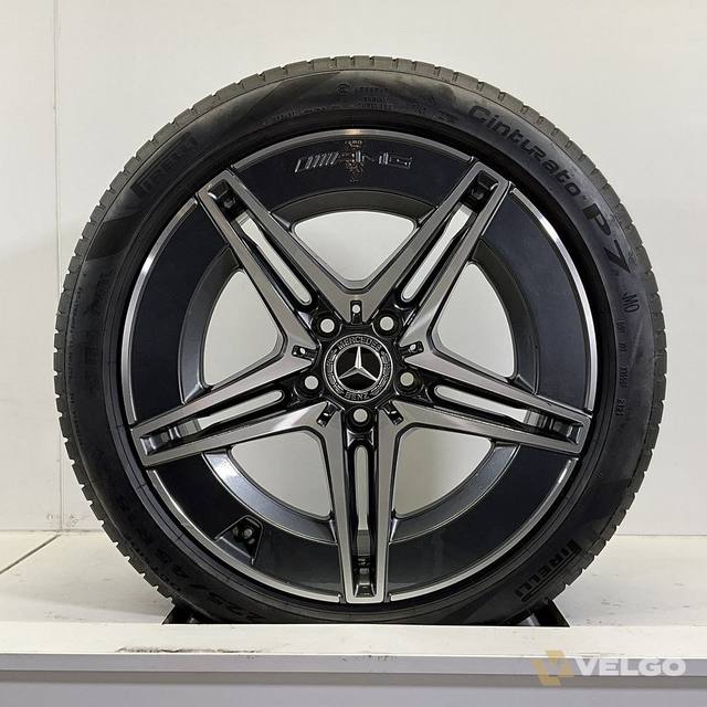 MERCEDES C KLASSE W205 W206 SET VELGEN + ZOMERBANDEN 18 INCH — foto 1