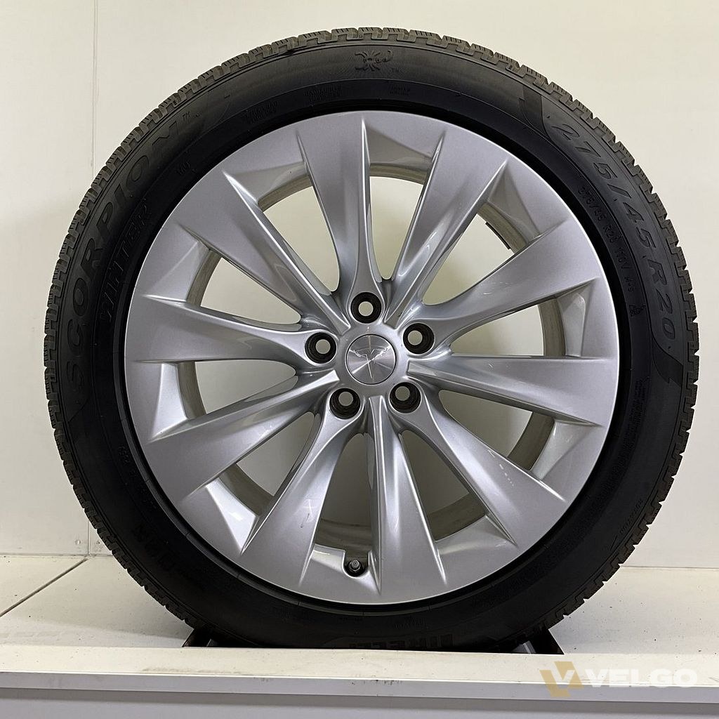NIEUW TESLA MODEL X WINTERBANDEN BREEDSET VELGEN 20 INCH