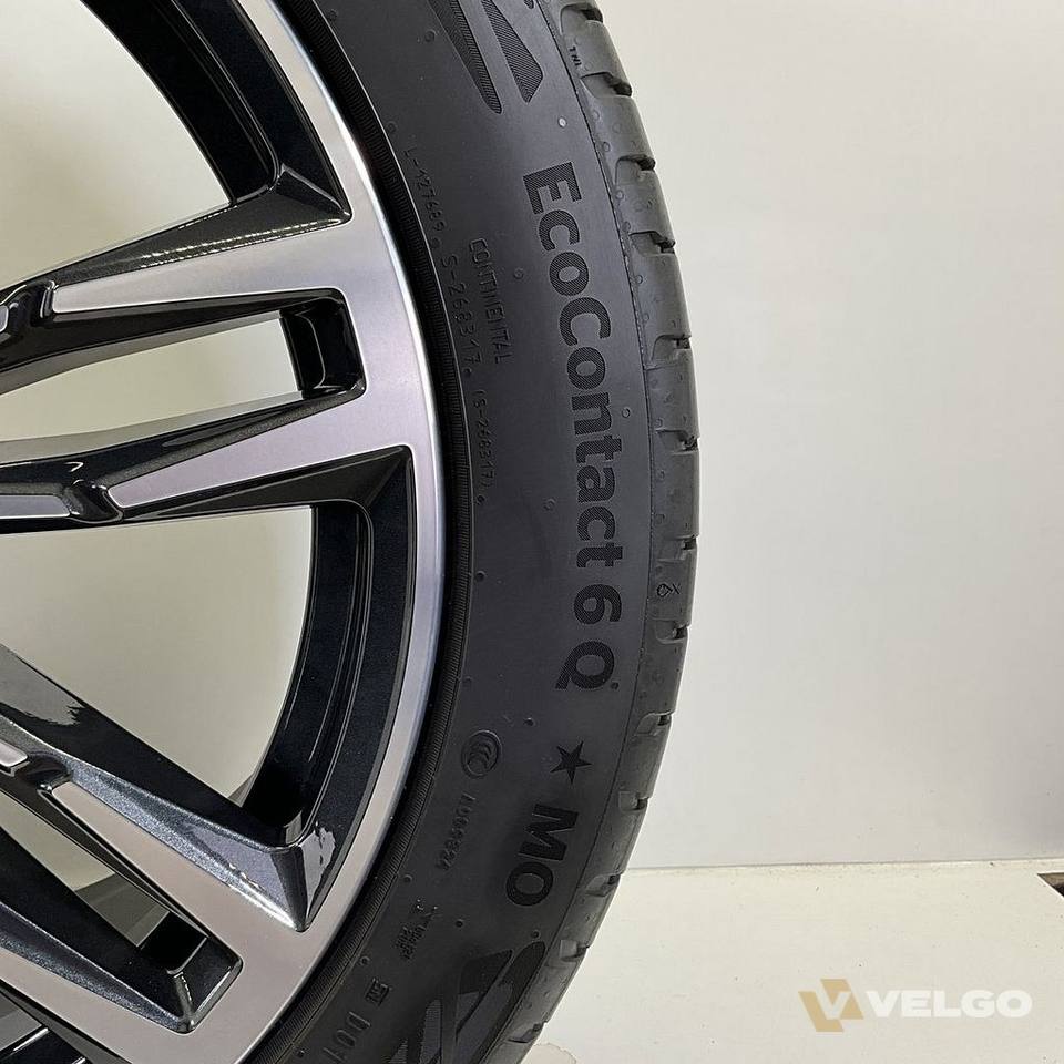 BMW 5 SERIE G60 I5 G60 SET VELGEN + ZOMERBANDEN 19 INCH ORIG. 935M * — foto 6