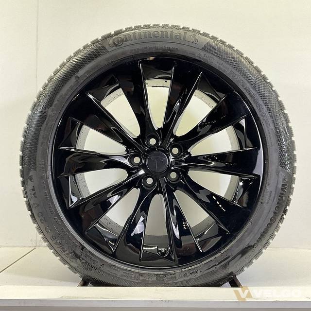 DEMO TESLA MODEL X WINTERBANDEN BREEDSET VELGEN 20 INCH — foto 7