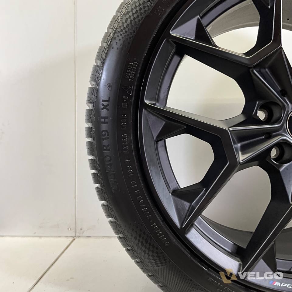 BMW I5 5 SERIE G60 G61 WINTERBANDEN 942M 19 INCH — foto 4