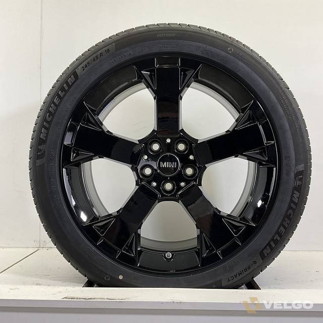 MINI COUNTRYMAN U25 JCW 948 SET VELGEN + ZOMERBANDEN 19 INCH — foto 1