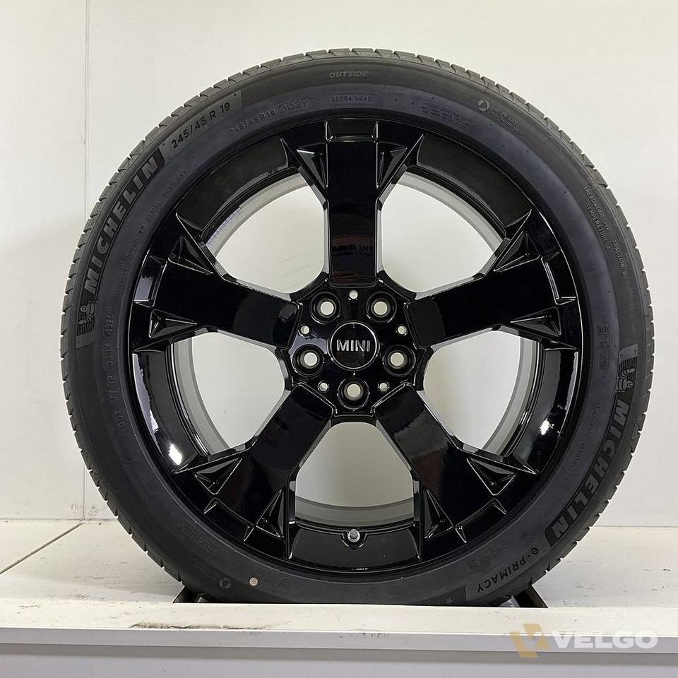 MINI COUNTRYMAN U25 JCW 948 SET VELGEN + ZOMERBANDEN 19 INCH — foto 1