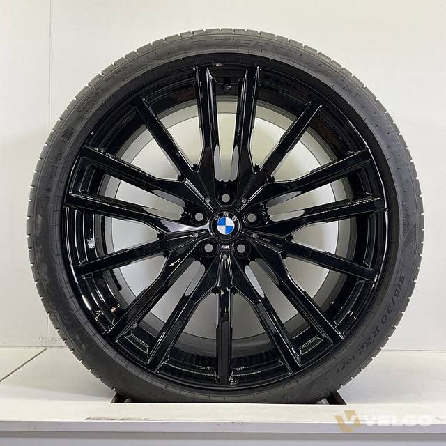 BMW X5 G05 X6 G06 BREEDSET VELGEN + ZOMERBANDEN 22 INCH ORIG. 742M — foto 3