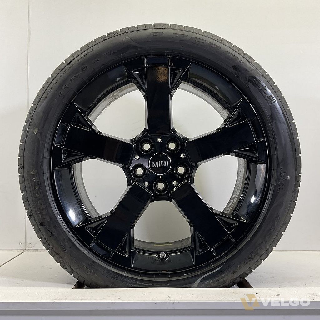 MINI COUNTRYMAN U25 JCW 948 SET VELGEN + ZOMERBANDEN 19 INCH
