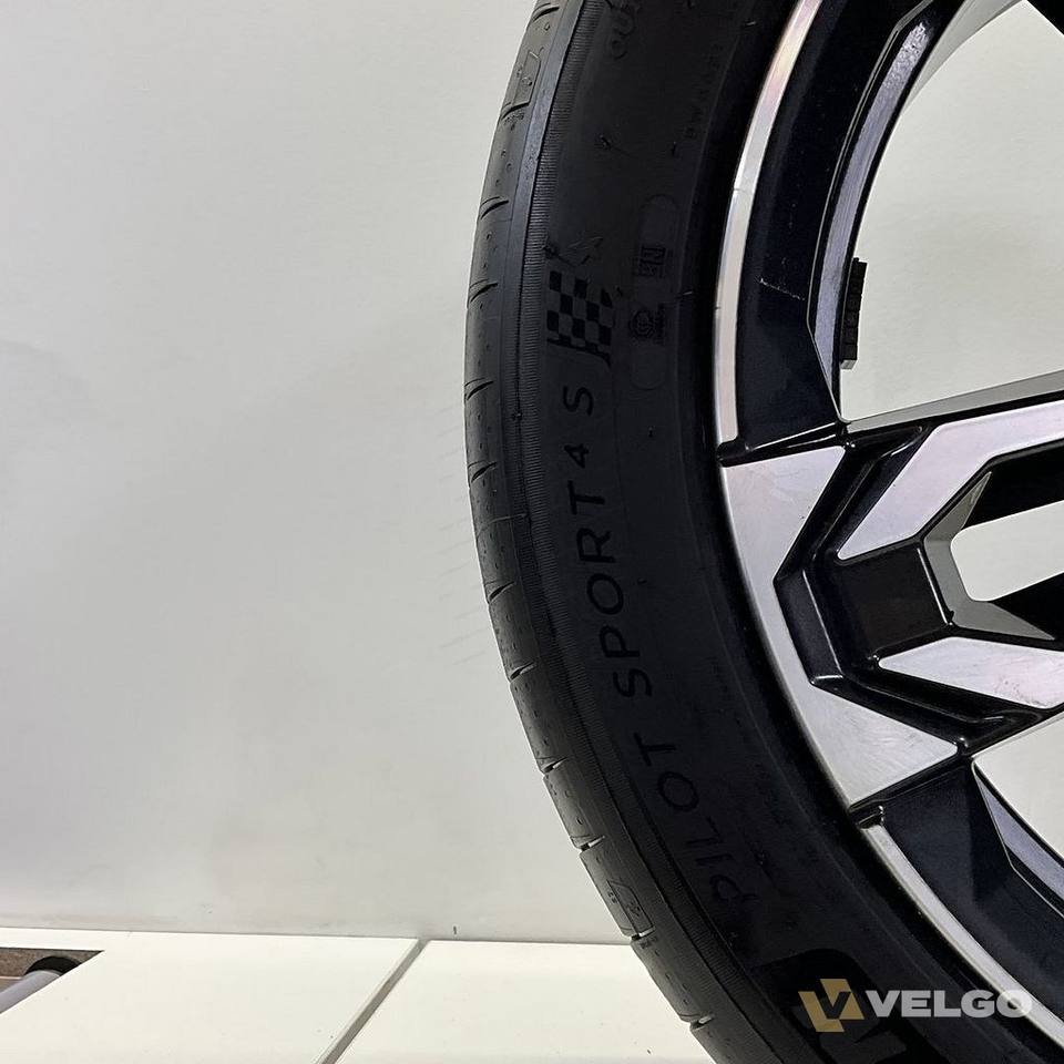 BMW IX1 X1 U11 IX2 X2 U10 SET VELGEN + ZOMERBANDEN 19 INCH ORIG. 871M * — foto 5