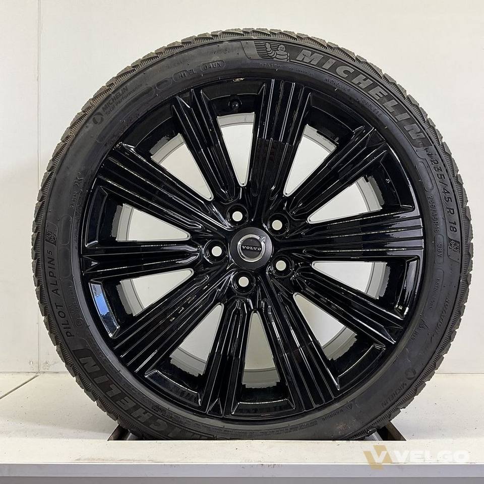VOLVO V60 S60 VELGEN SET WINTERBANDEN 18 INCH * — foto 4