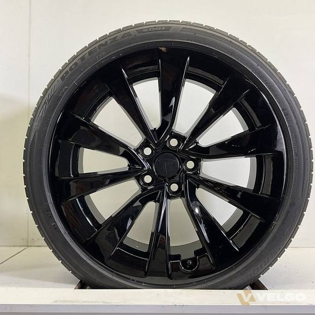 TESLA MODEL 3 ZOMERBANDEN SET VELGEN 19 INCH — foto 3