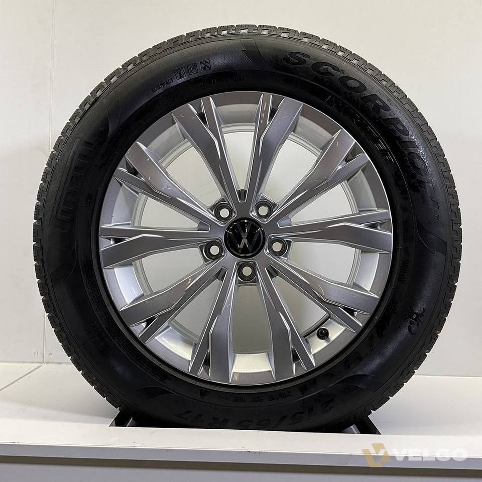 VOLKSWAGEN TIGUAN TAYRON VELGEN SET WINTERBANDEN 17 INCH — foto 4