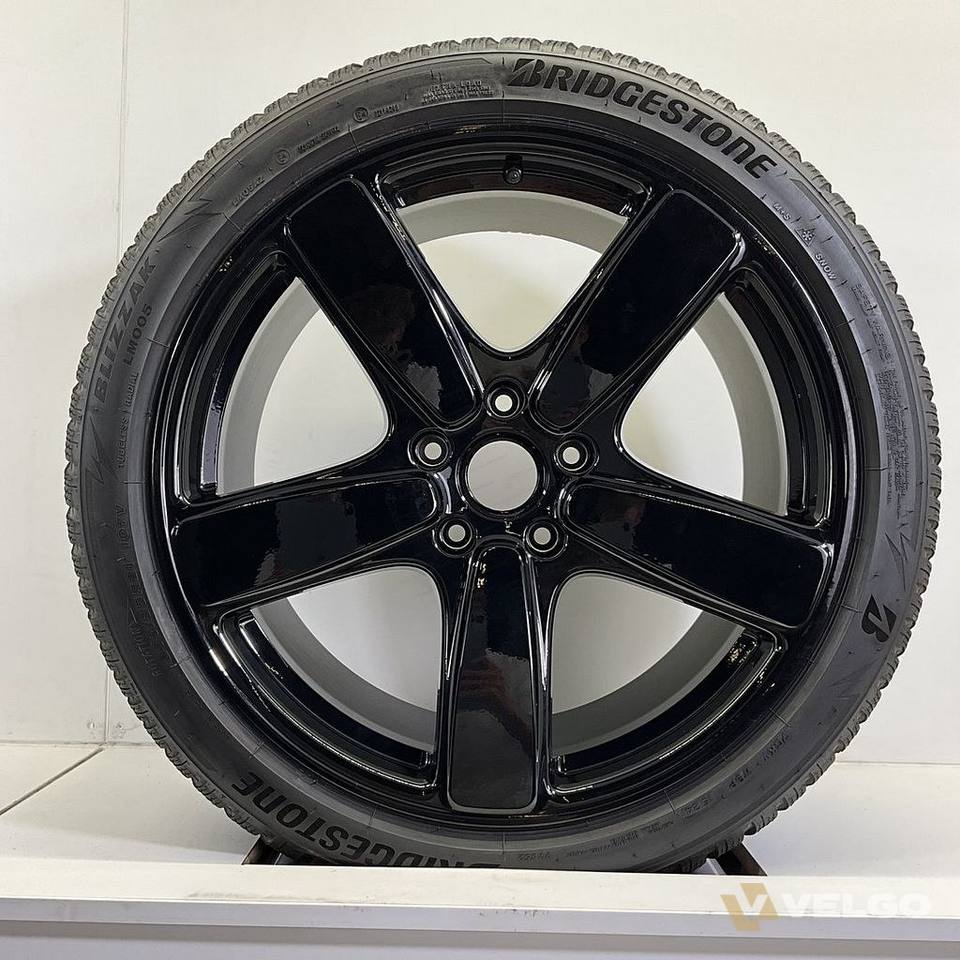 PORSCHE MACAN 21 INCH WINTERBANDEN NIEUW — foto 1