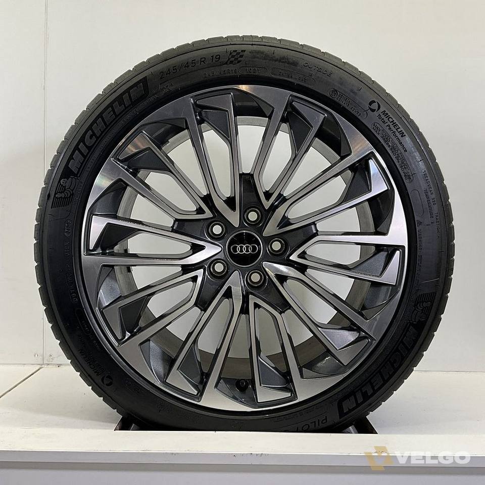 AUDI A6 A7 SET VElGEN + ZOMERBANDEN 19 INCH — foto 2