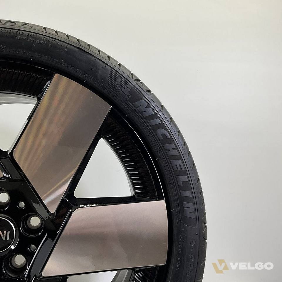NIEUW MINI COUNTRYMAN U25 JCW 946 SET VELGEN + ZOMERBANDEN 20 INCH — foto 5