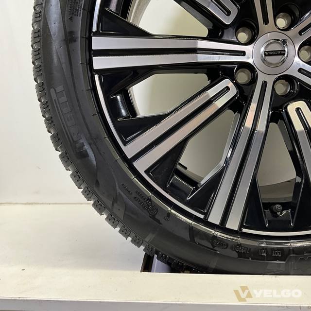 VOLVO XC90 VELGENSET + WINTERBANDEN 20 INCH — foto 6