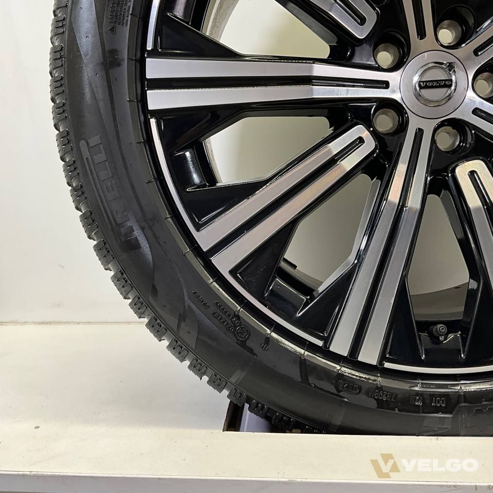VOLVO XC90 VELGENSET + WINTERBANDEN 20 INCH — foto 6