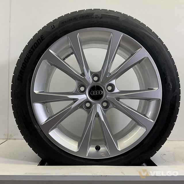 AUDI A3 SET VELGEN + ZOMERBANDEN 17 INCH — foto 1
