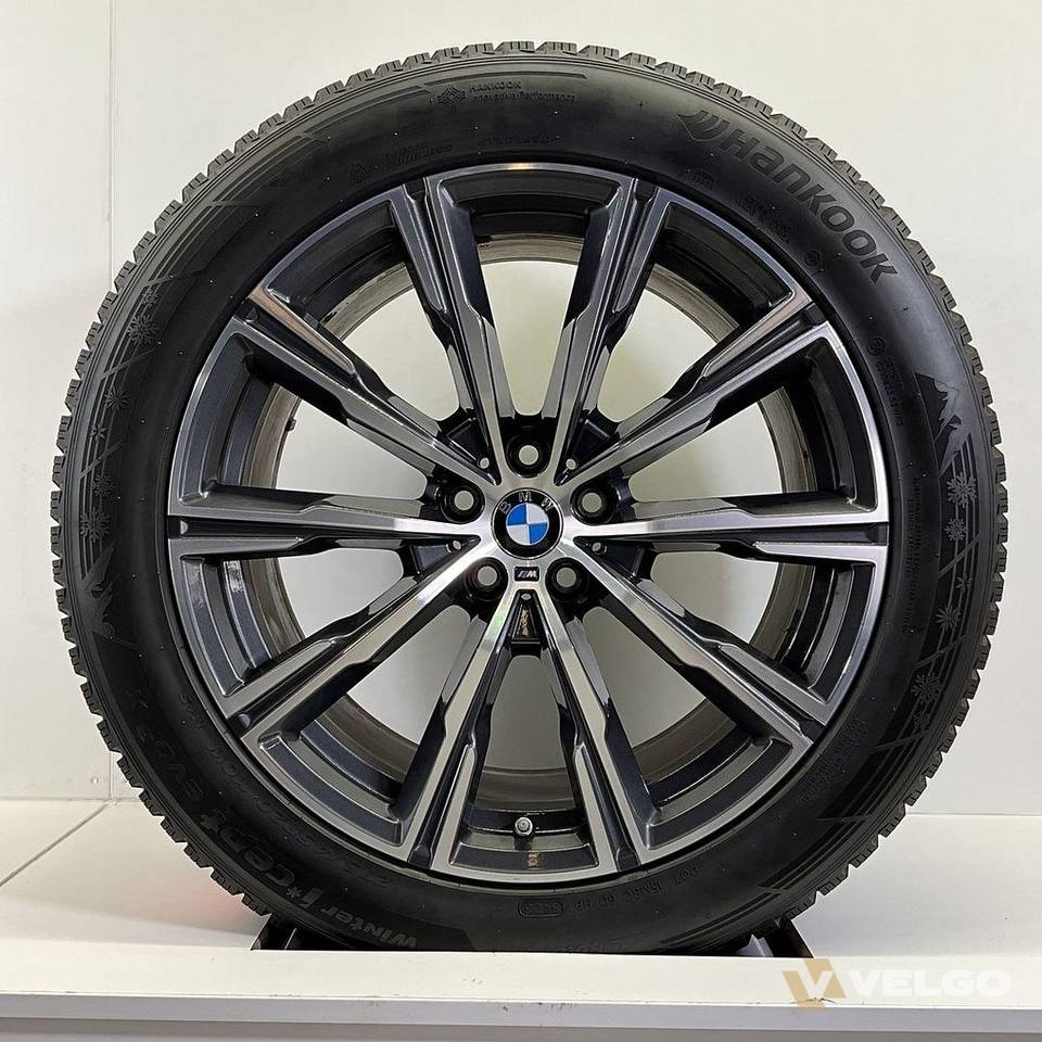 BMW X5 G05 EN X6 G06 BREEDSET VELGEN + WINTERBANDEN 20 INCH ORIG. 740M * — foto 1