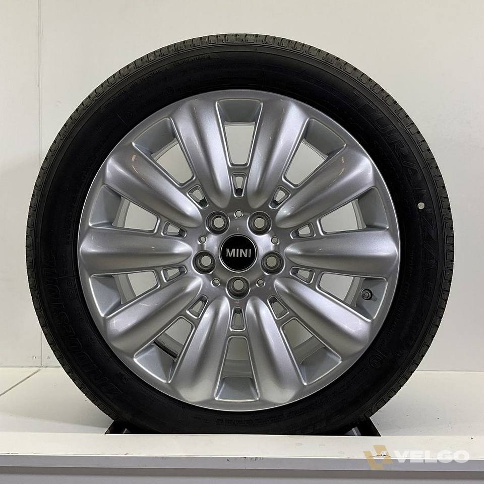 MINI COUNTRYMAN JCW 533 SET VELGEN + ZOMERBANDEN 18 INCH — foto 2