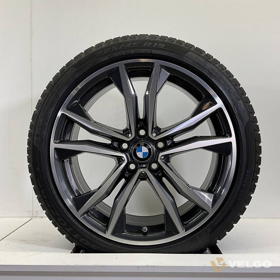 BMW X1 F48 X2 F39 SET VELGEN + WINTERBANDEN 19 INCH ORIG. 715M * — foto 1