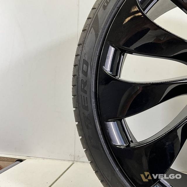 DEMO TESLA MODEL Y UBERTURBINE ZOMERBANDEN SET VELGEN 21 INCH — foto 8