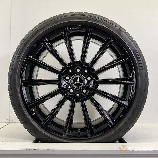 MERCEDES C KLASSE W205 SET VELGEN + ZOMERBANDEN 19 INCH — foto 3