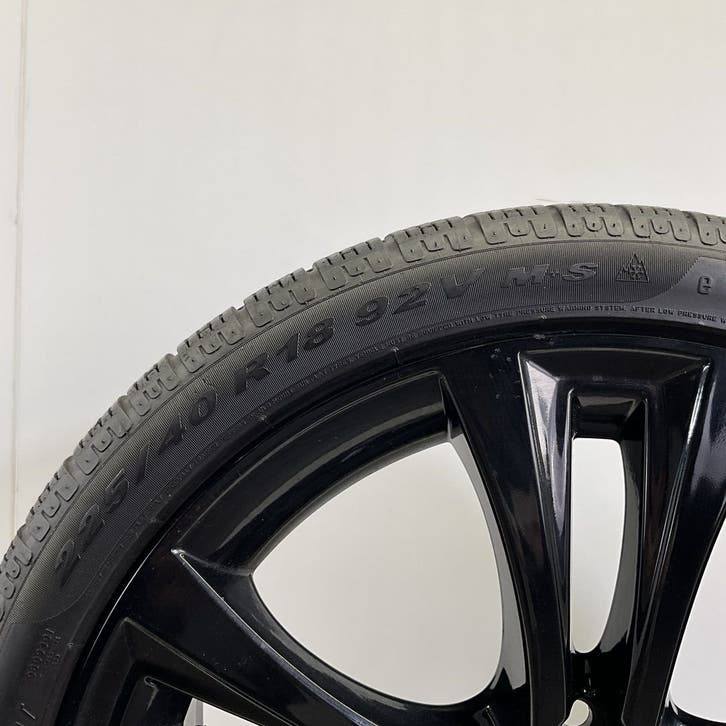 BMW 1 SERIE F20 F21 2 SERIE F22 F23 BREEDSET VELGEN + WINTERBANDEN 18 INCH 384 — foto 6